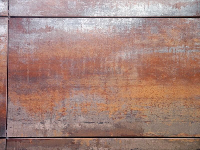 Ржавые металлические панели