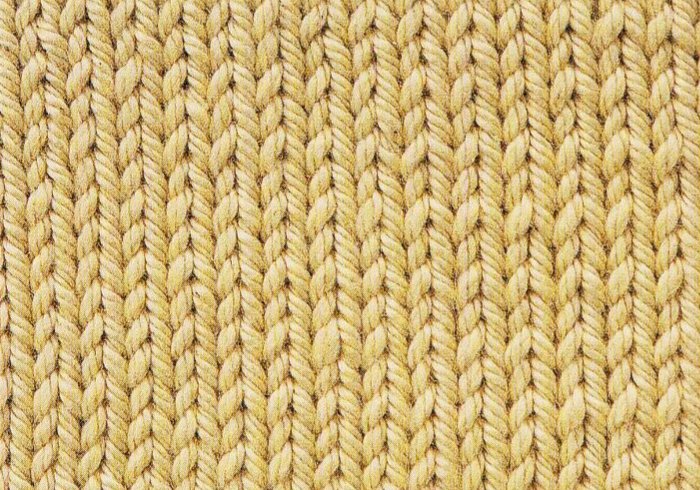 Бежевая вязка