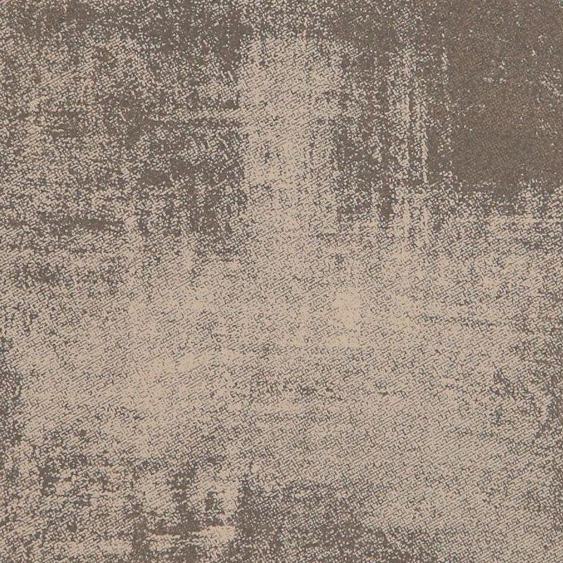 Ковер с потертостями