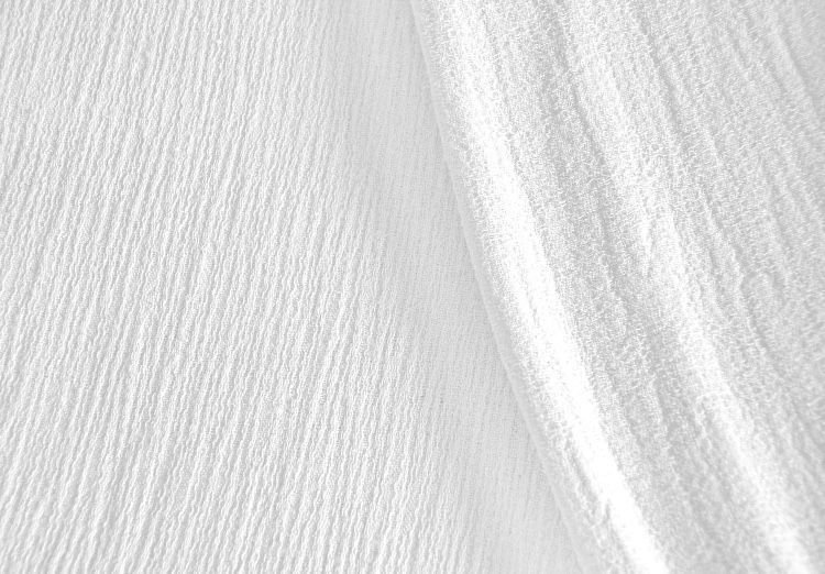 Белая ткань