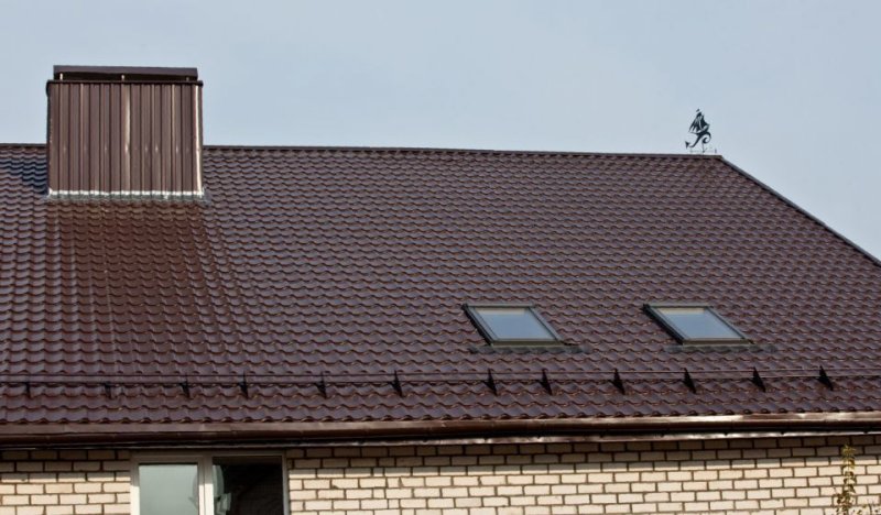 Металлочерепица Супермонтеррей RAL 8017