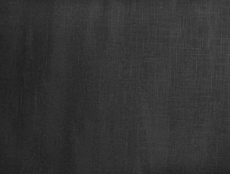 Черный холст