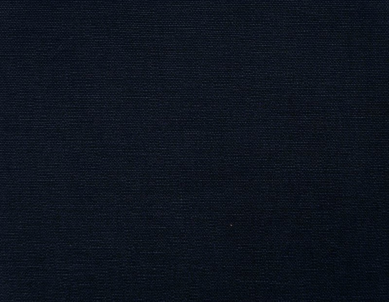 Черная ткань