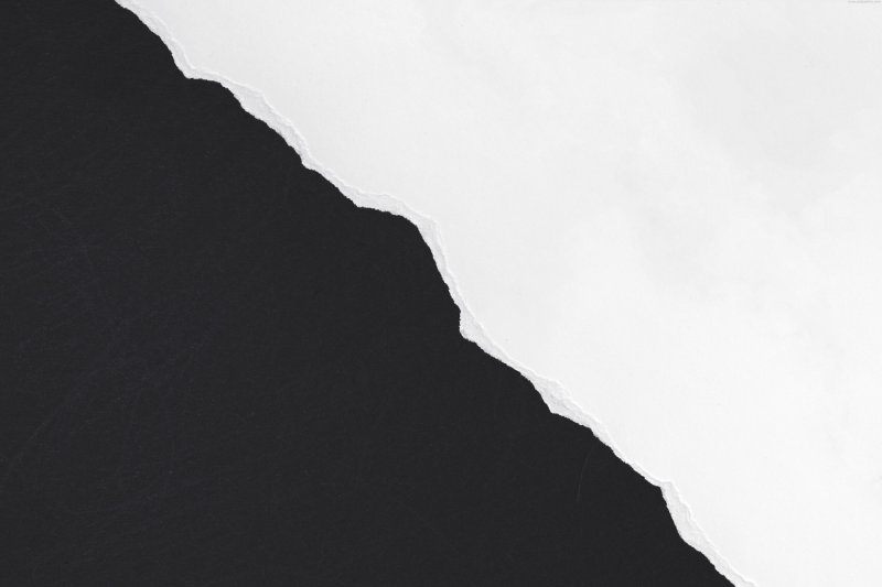 Черная рваная бумага