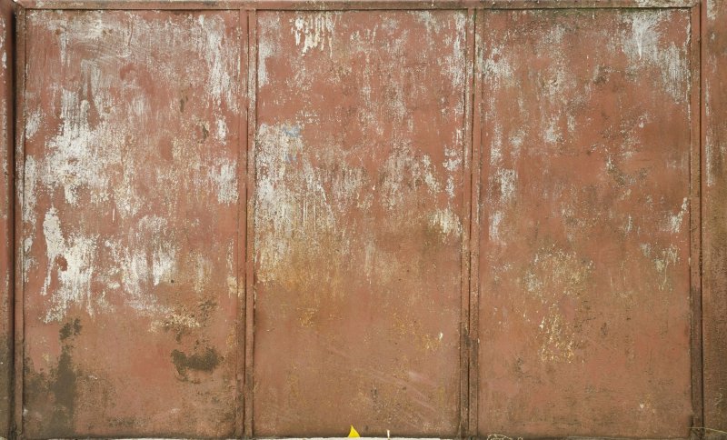 Ржавые металлические панели