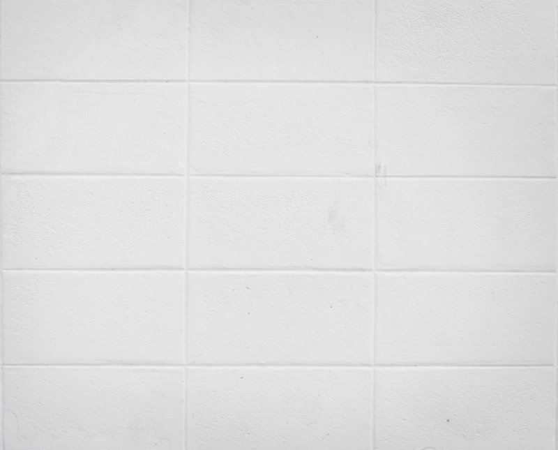 Керамическая плитка белая прямоугольная