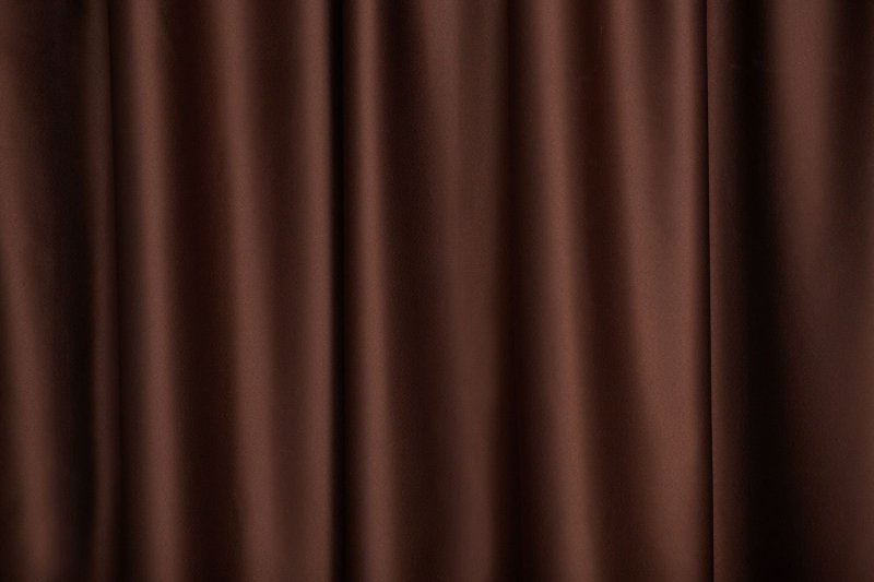 Шторы коричневые