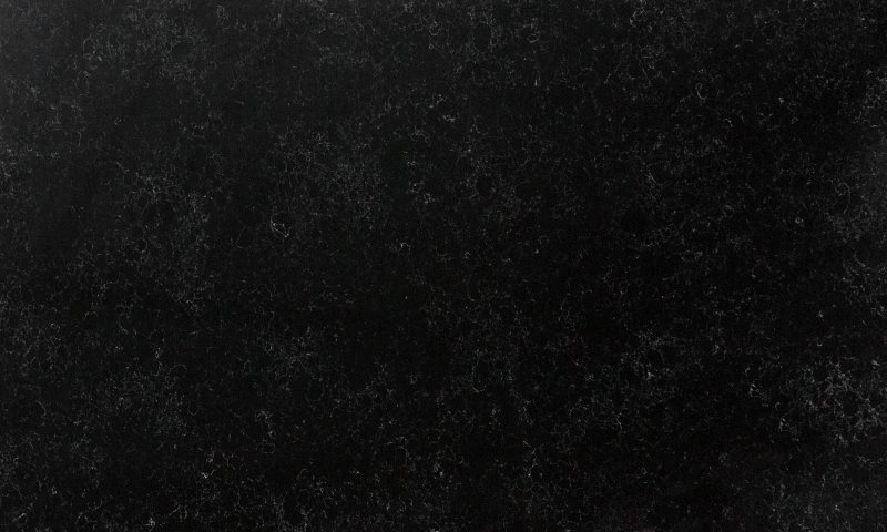 Черная глянцевая поверхность