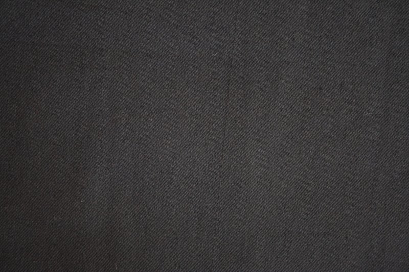 Черная ткань