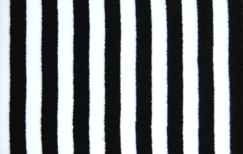 Ткань черная в полоску