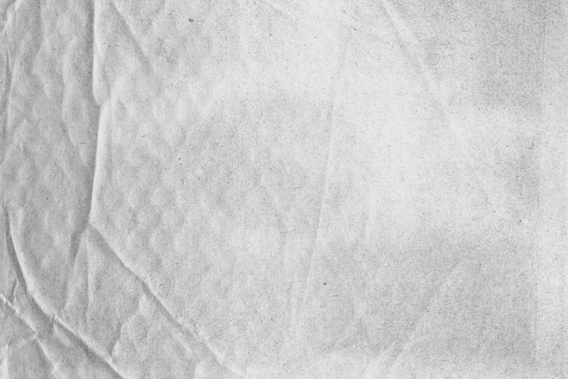 Мятая мокрая бумага