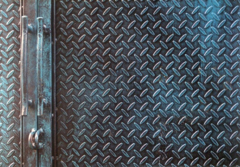 Текстура металлической двери