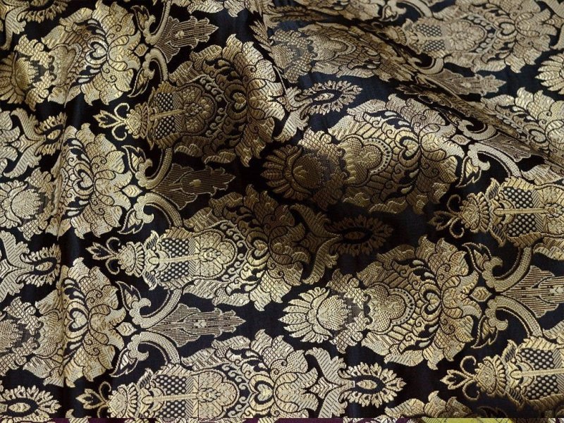 Старинная парча