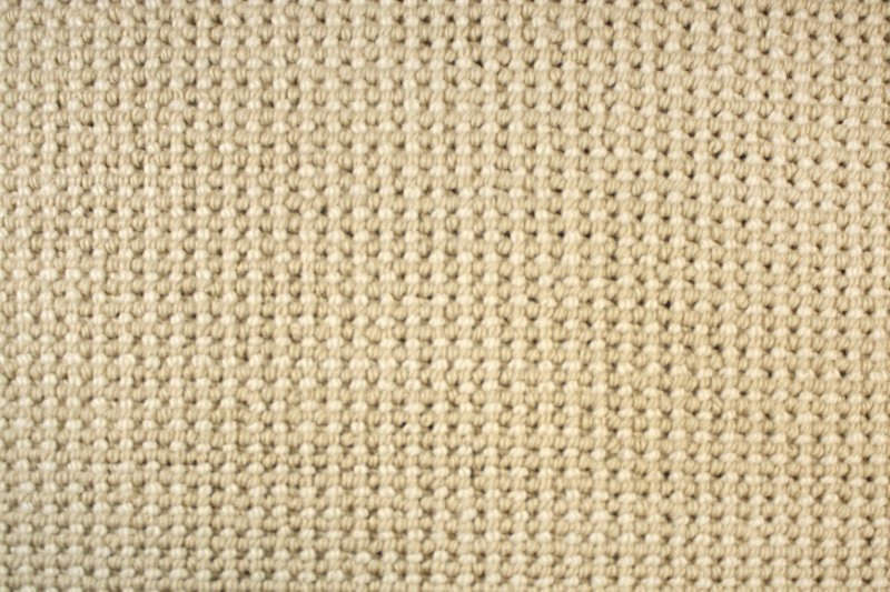Вязаное полотно бежевое