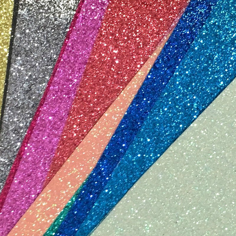 Блестящая ткань