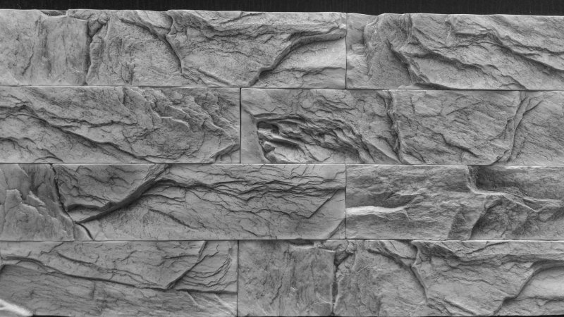 Камень Уральский скол