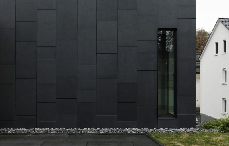 Фиброцементные панели EQUITONE Natura n251 антрацит