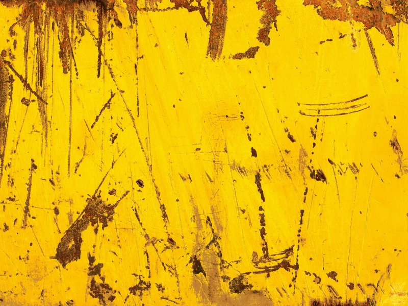 Ржавчина на желтом металле