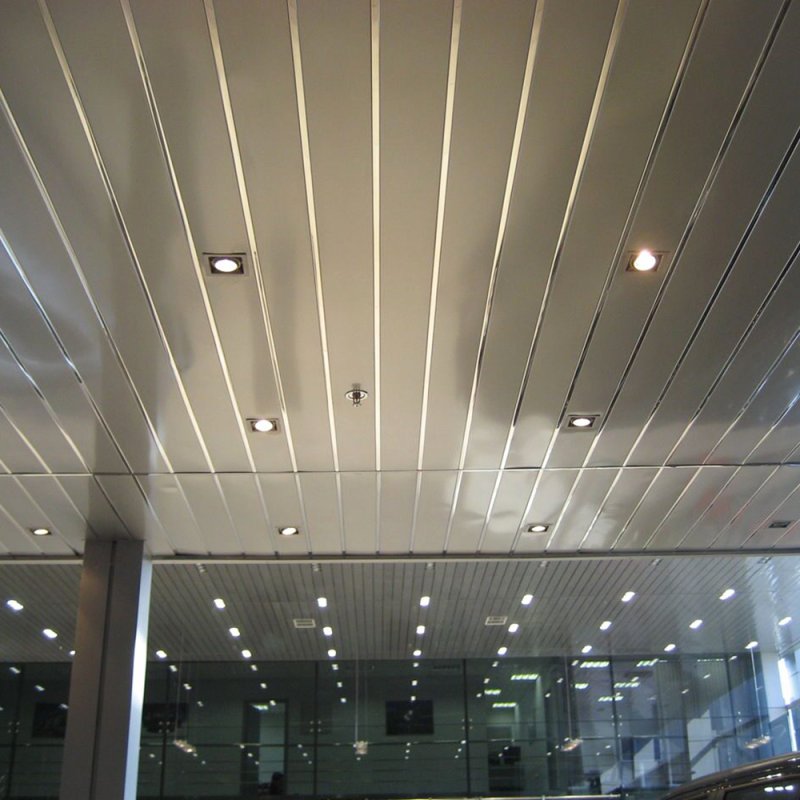 Потолок реечный алюминиевый Албес