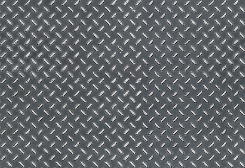 Металлический лист с насечкой