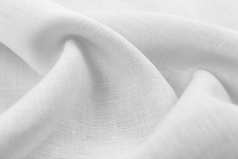 Белая хлопковая ткань