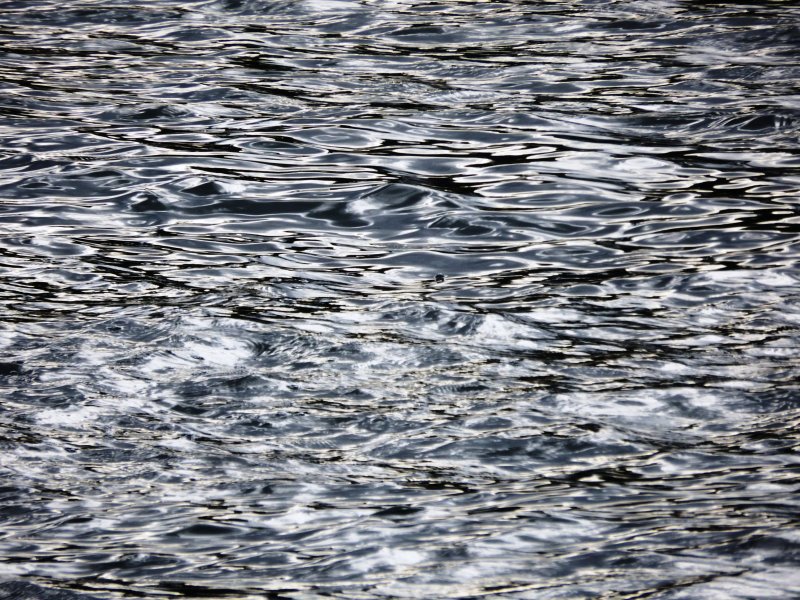 Рябь на реке