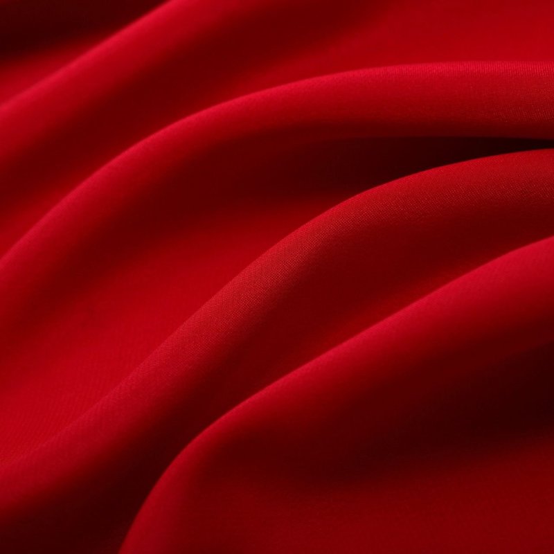 Красный атлас