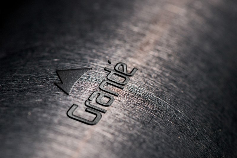 Логотип металл