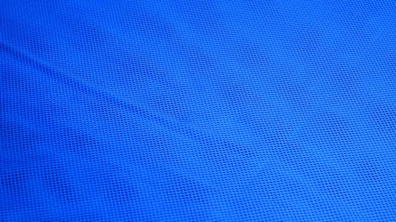 Голубая синтетическая ткань