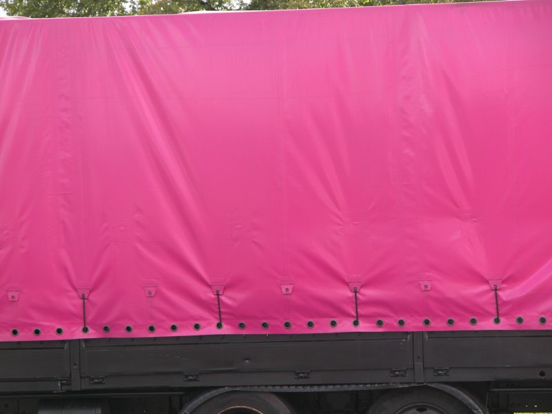 Грузовик с тентом