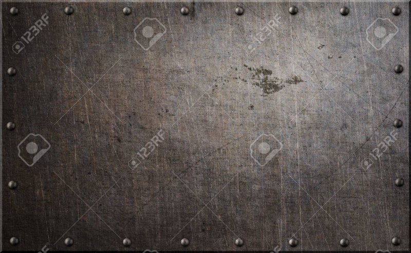 Металл с заклепками