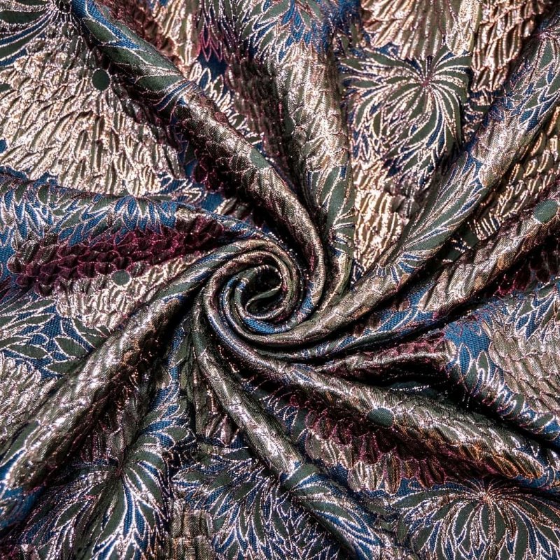 Красивые фактурные ткани