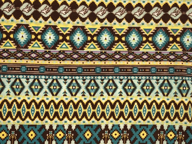 Ткань с этническим орнаментом