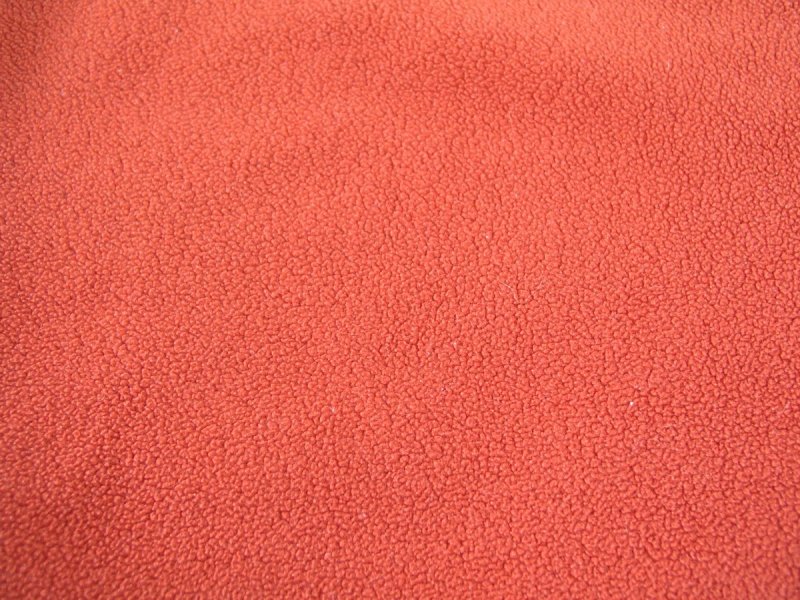 Красная махровая ткань