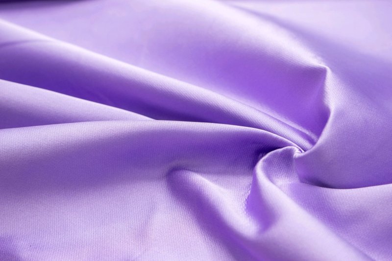 Маджестик сиреневый сатин