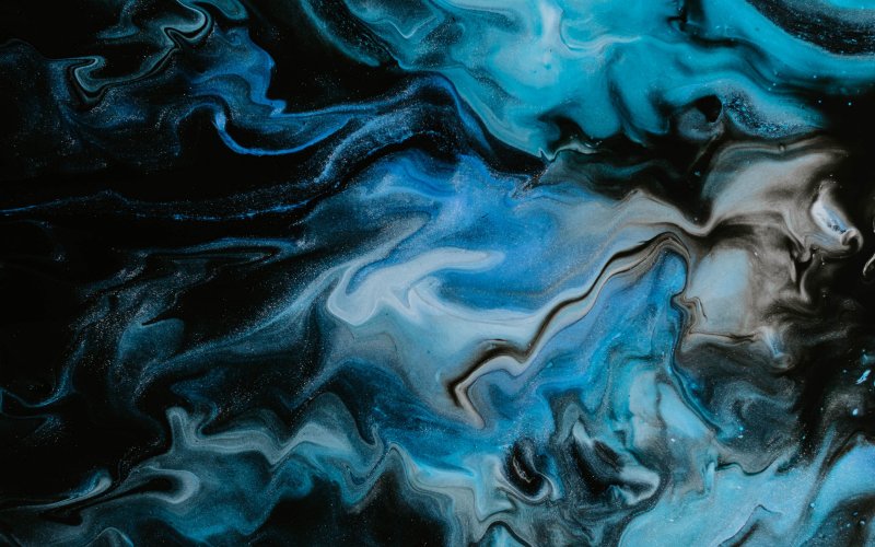 Черные разводы