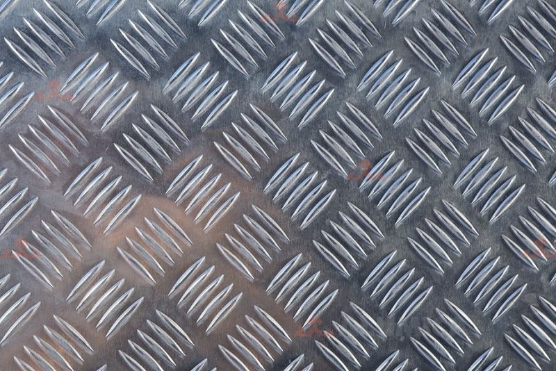 Лист рифленый 2.5x1250x2500