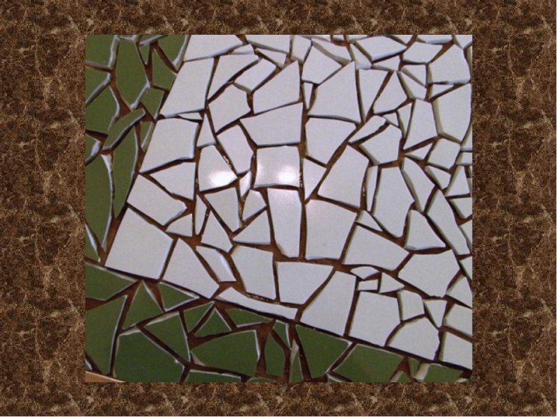 Мозаика из осколков плитки