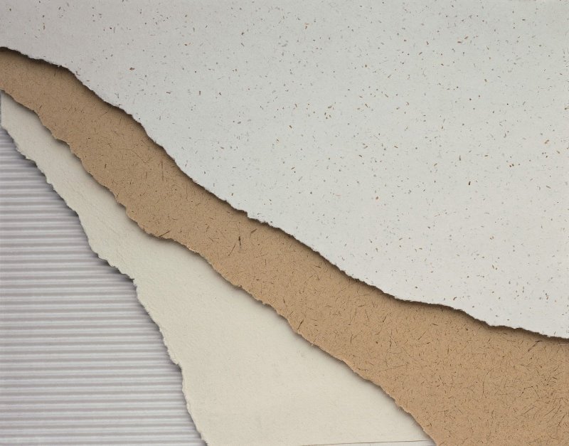 Бумага с оборванным краем