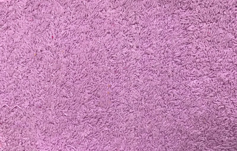 Розовая махровая ткань