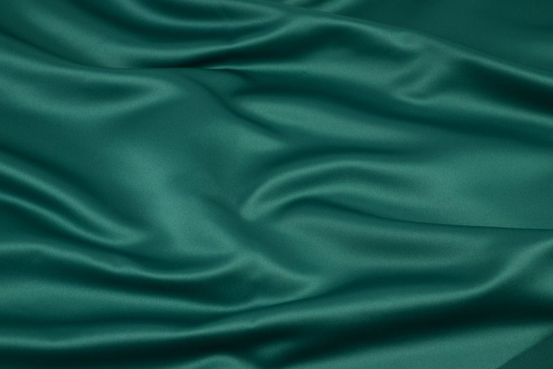Зеленый шелк