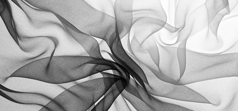 Черная прозрачная ткань