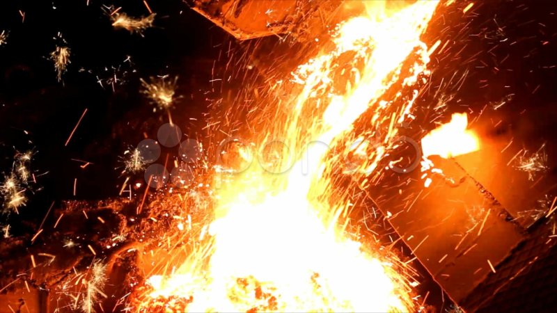 Расплавленный металл