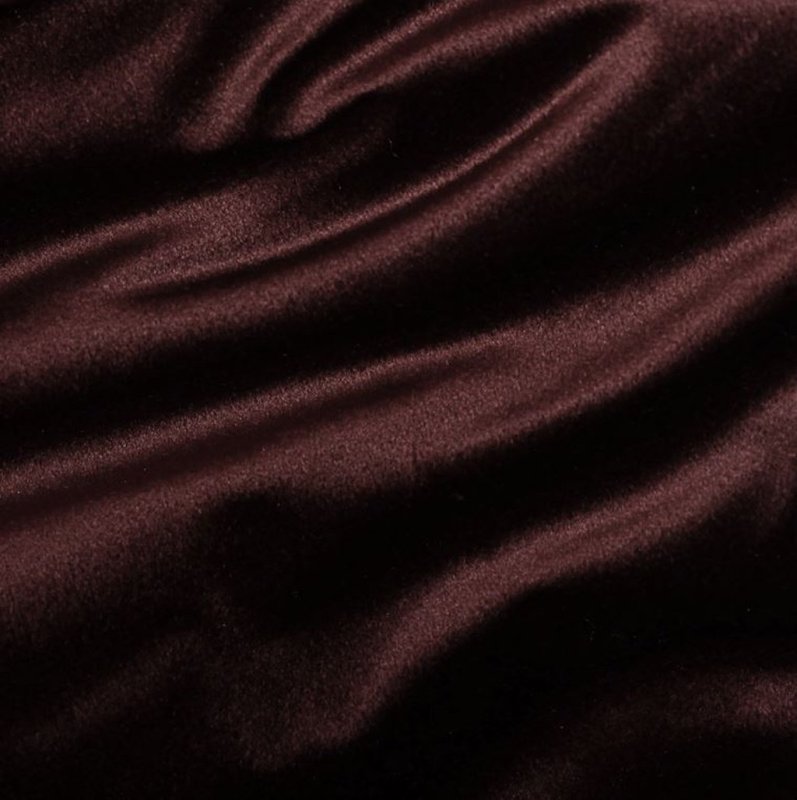 Бордовая ткань