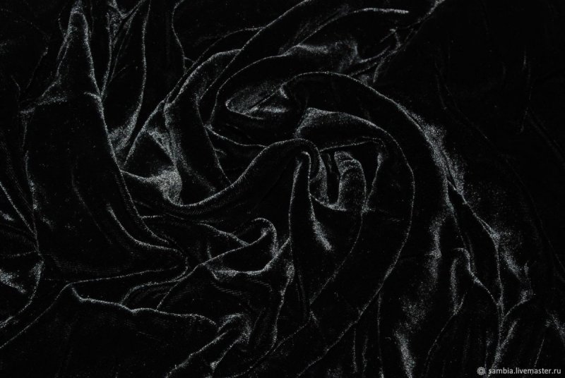 Черная ткань