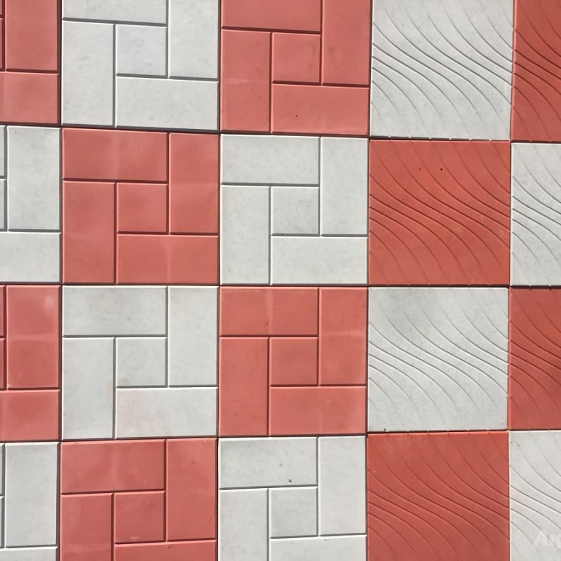 Красная плитка