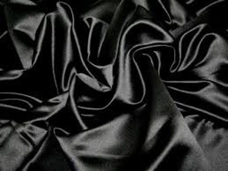 Черный шелк