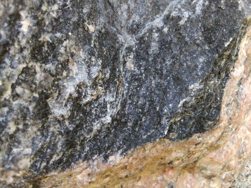 Очковый гнейс