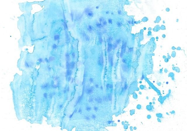 Голубой акварельный фон