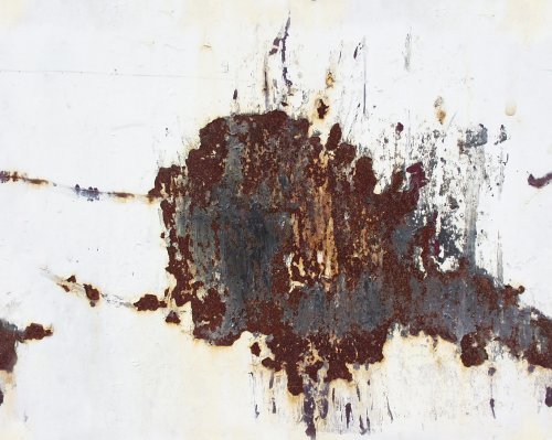Ржавчина на белом металле
